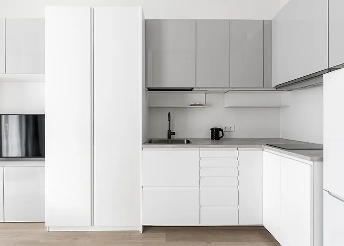 Center Studio, Parking, 16 Vilna